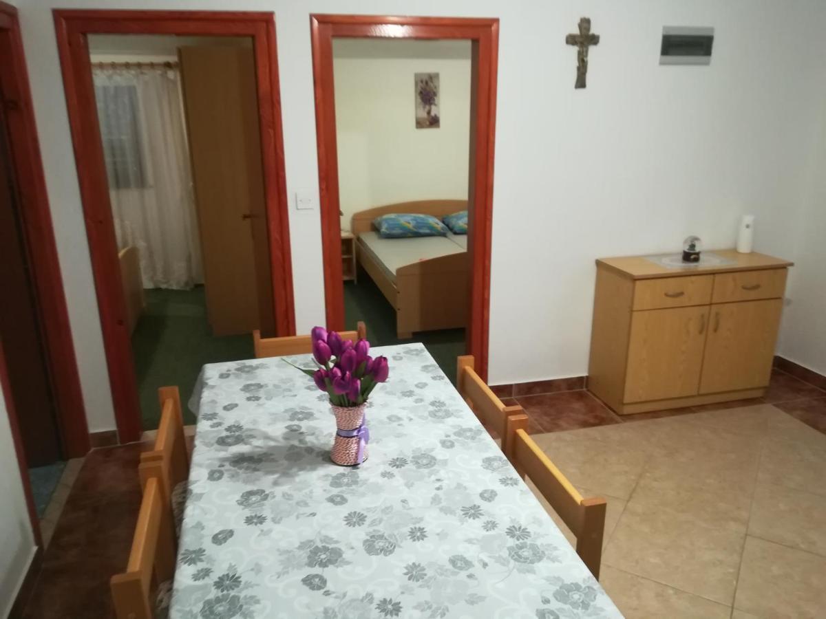 Apartman Borosa Вир Екстер'єр фото